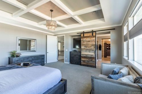 26525 Peakview Dr, Aurora CO 80016-6110 exterior