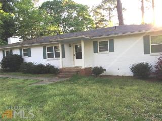 407 Queen Ann St, Oxford, GA 30054-2425