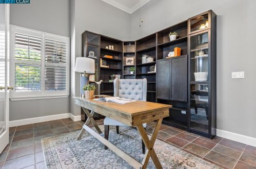 1017 Laurel Tree Dr, Concord CA  94521-5433 exterior