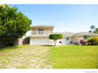 858 Maluniu Ave, Kailua, HI 96734-1944