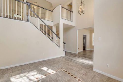 12601 Duckcreek Ct, Austin TX  78729-7281 exterior