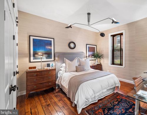 718 22nd St, Philadelphia PA 19130-0027 exterior