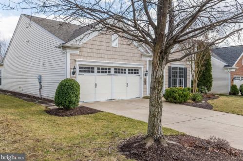 9 Battery Point Dr, Fredericksburg, VA 22406-5471
