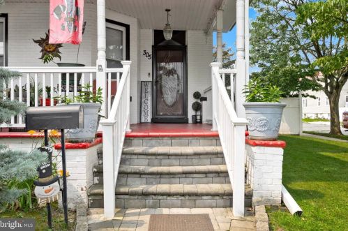 305 Johnston Ave, Trenton, NJ 08609-1825
