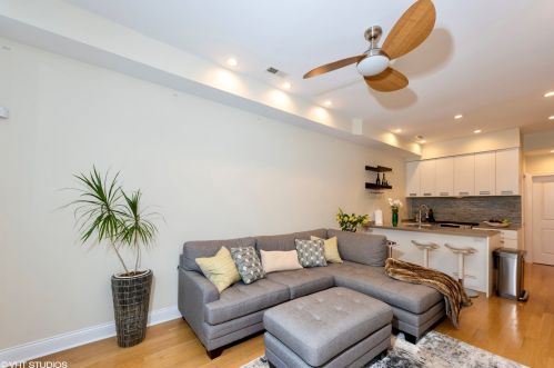 1118 Wolcott Ave, Chicago, IL 60622-3708