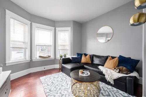 21 Kenyon St, Providence, RI 02903-1427