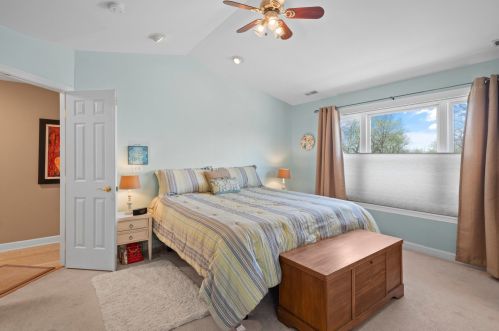 540 Commons Ct, Bannockburn IL  60015-4313 exterior