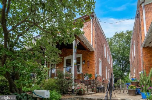 652 Johnson St, Philadelphia, PA 19144-3706