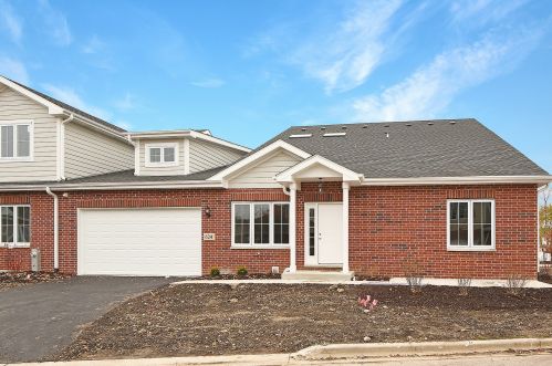 644 Prairie Crossing Dr, Mokena, IL 60451-3132