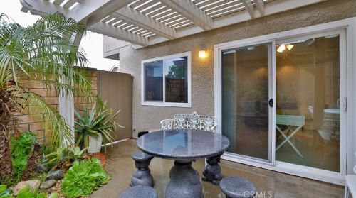 1615 Carmel Cir, Upland CA  91784-1726 exterior