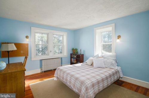 510 Kings Hwy, Haddonfield NJ 08033-2114 exterior