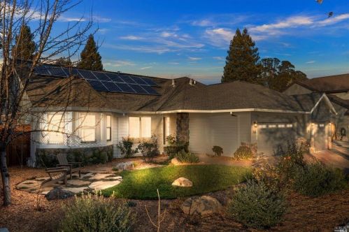 750 Prince George Way, Windsor, CA 95492-8333