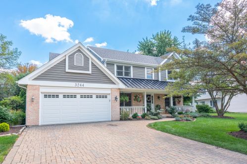 3244 Barnes Ln, Naperville, IL 60564-5167