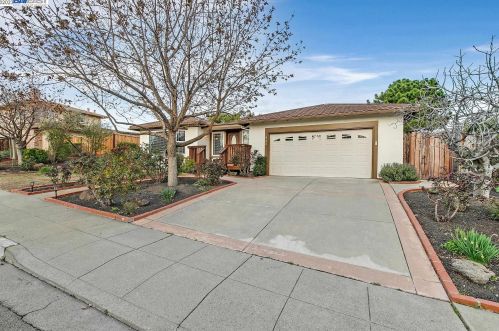 440 Tyler Ave, Livermore, CA 94550-3451