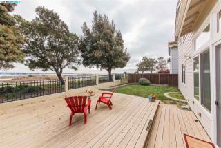 68 Sea Isle Dr, Richmond, CA 94804-7470