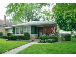 7826 Kenneth Ave, Skokie IL  60076-3506 exterior
