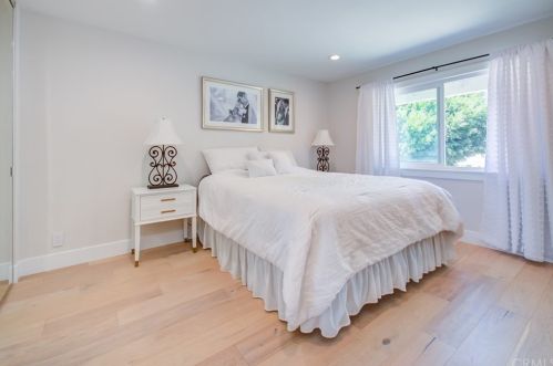 6372 Heil Ave, Huntington Beach CA  92647-4232 exterior