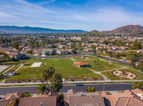 4256 Pondhill Ct, Riverside CA  92505-3464 exterior