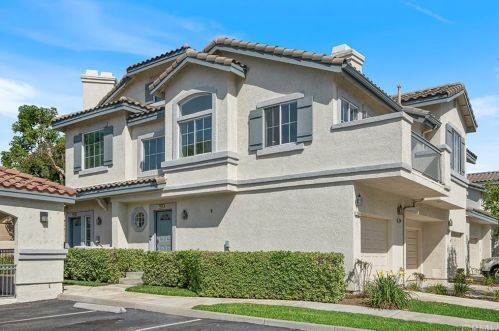 7908 Horizon View Dr, Anaheim CA  92808-1517 exterior