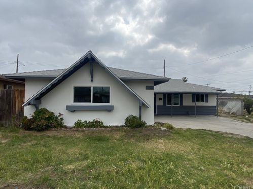 1924 Hunter Rd, Colton, CA 92324-1312