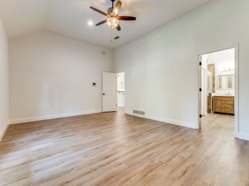 8309 Thornhaven Ct, North Richland Hills TX  76182-8625 exterior