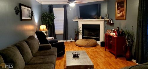 117 Arnold St, Lithonia, GA 31028-1203