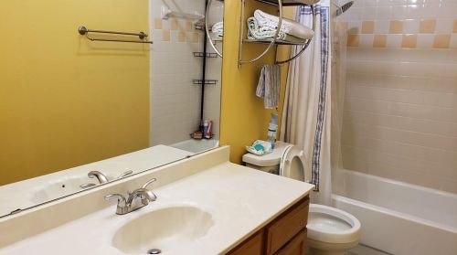 2430 Inverness Dr, Garland TX 75040-8848 exterior