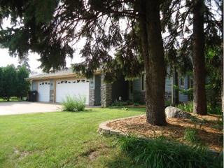 2309 Montana Ave, Saint Paul, MN 55119-3146