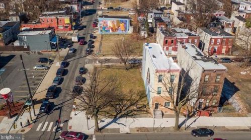 3104 Broad St, Philadelphia, PA 19132-2421