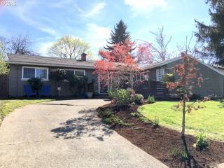 12350 Stanton St, Portland, OR 97230-1648