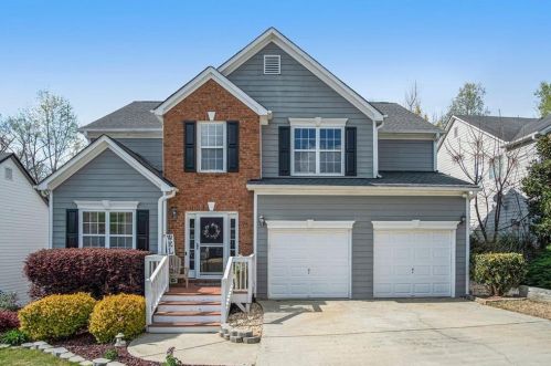 542 Autumn Ridge Dr, Holly Springs, GA 30115-4252