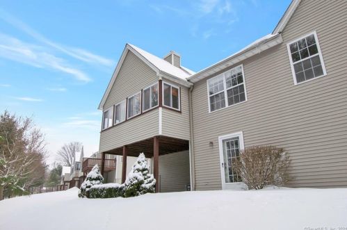 165 Jennifer Ln, Sandy Hook, CT 06482-1706