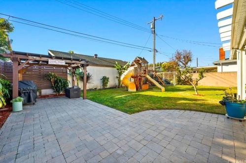 2320 236th Pl, Torrance, CA 90501-5951