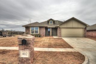 402 Tecumseh Meadows Ct, Norman, OK 73069-8245