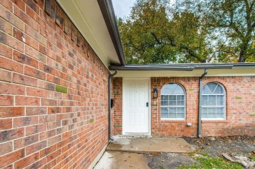 1673 Morrison Dr, Garland TX  75040-5925 exterior