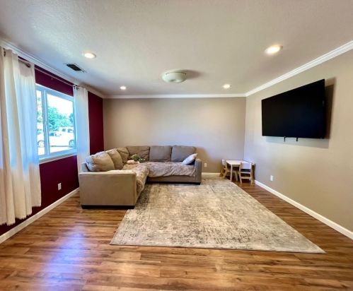 8806 Steven Ave, Citrus Heights, CA 95662-2113