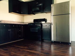 1536 11th Pl, Los Angeles CA  90015-2007 exterior