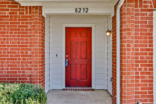 8232 Ranch Hand Trl, Fort Worth TX  76131-5363 exterior