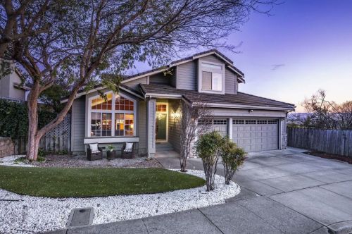 2749 Mira Bella Cir, Morgan Hill, CA 95037-7602