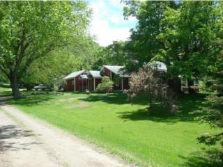 99 Reynolds Rd, Georgia VT  05468-3024 exterior
