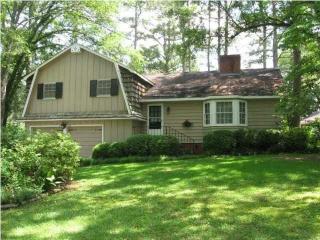 508 Forest Glen Dr, Albany, GA 31707-3012