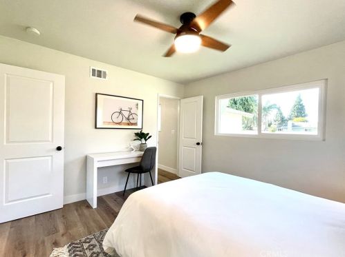 2525 Raitt St, Santa Ana CA 92703-3666 exterior