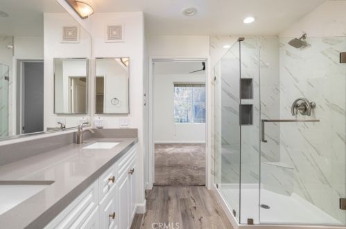 2122 Watermarke Pl, Irvine CA  92612-1698 exterior