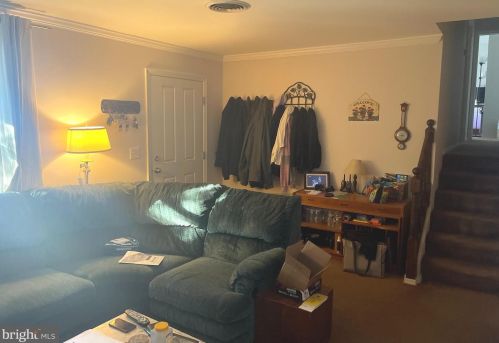 621 Lancaster Ave, Harrisburg, PA 17112-2253