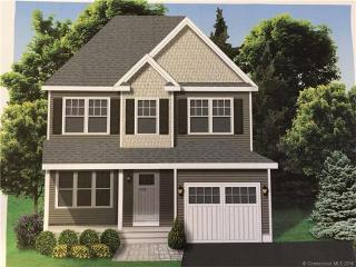 67 West St, Huntington, CT 06484-2262