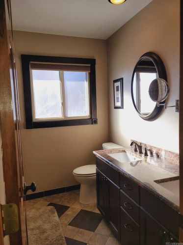 5705 Pagosa Way, Aurora CO 80015-3013 exterior