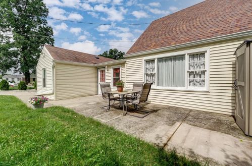 245 Harvest Ln, Cincinnati, OH 45237-1604