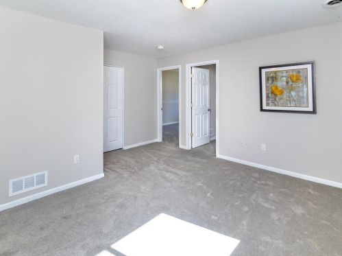4392 Cinnamon Ridge Trl, Saint Paul MN  55122-3324 exterior