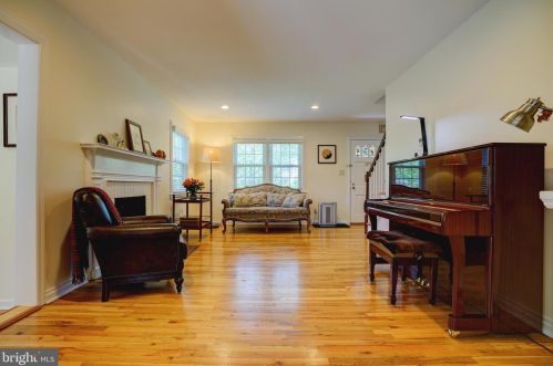 151 Cedar Ln, Princeton NJ  08540-5349 exterior