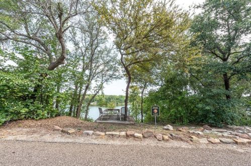 8249 Killdeer Cir, Fort Worth, TX